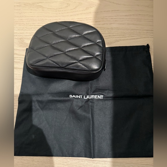 Brand new authentic YSL clutch - Picture 5 of 5